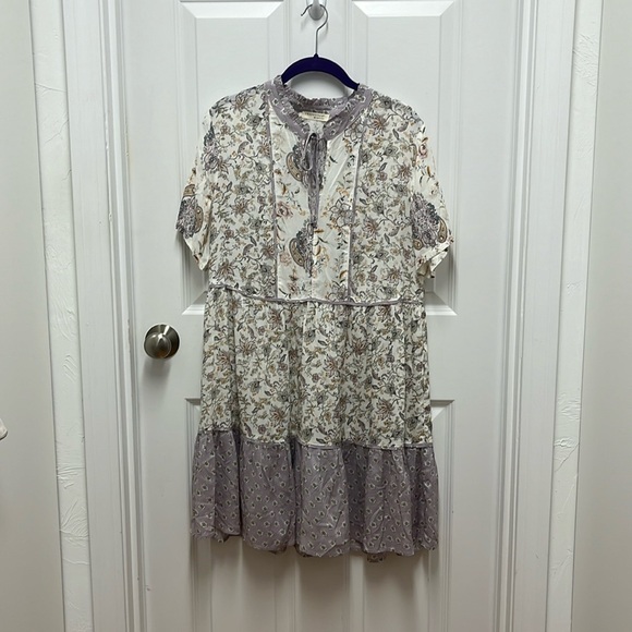 Lovestitch Lilac Floral Dress -‎ Medium - Picture 1 of 6